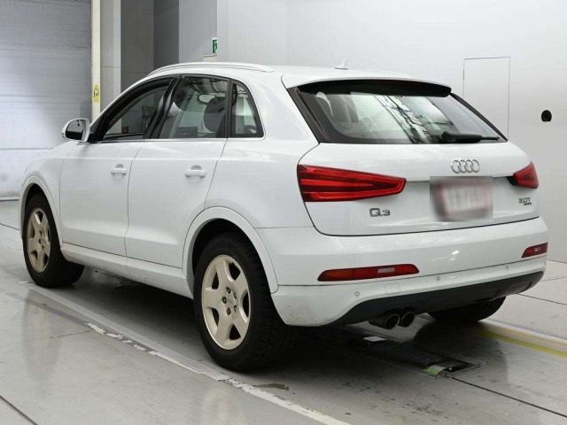 Audi Q3 2013 7135839-6