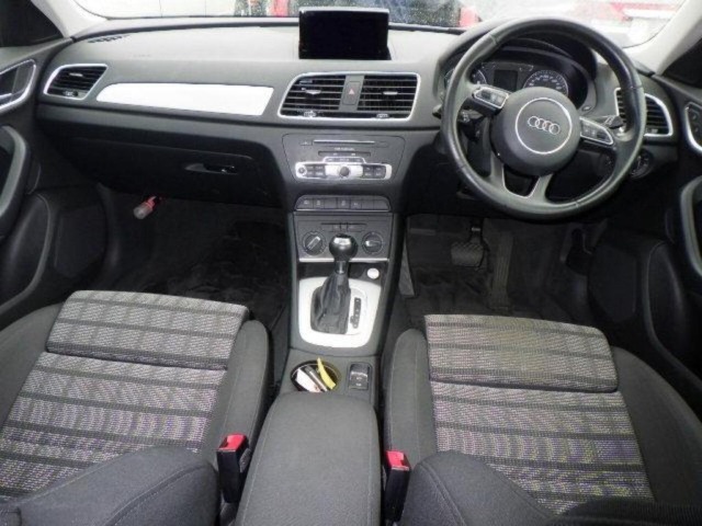 Audi Q3 2015 7135914-3