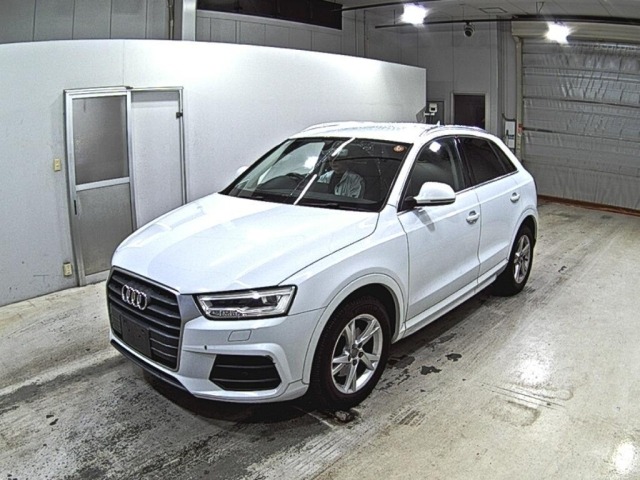 Audi Q3 2015 7135914-4