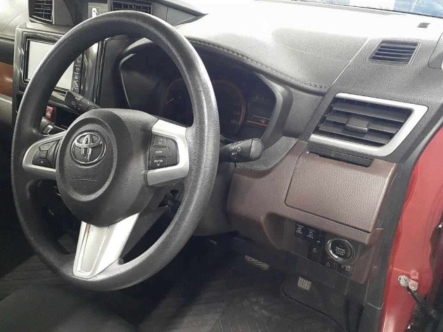 Toyota ROOMY 2018 7136991-9