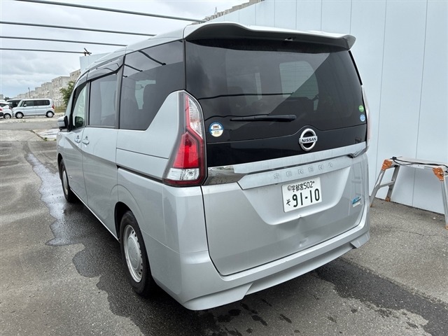 Nissan SERENA 2018 7138937-1