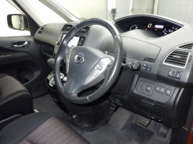 Nissan SERENA 2015 7138959-3