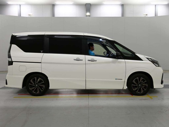 Nissan SERENA 2021 7138973-3