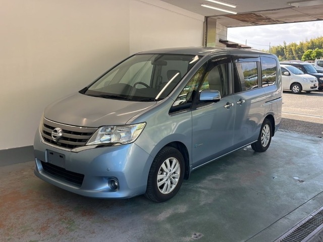 Nissan SERENA 2013 7139003-0