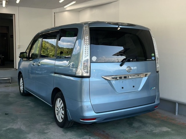 Nissan SERENA 2013 7139003-1