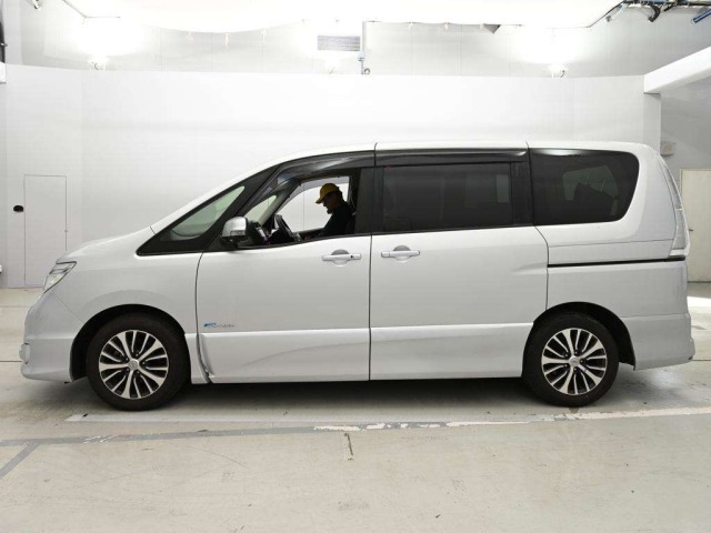 Nissan SERENA 2016 7139011-4