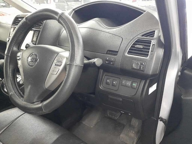 Nissan SERENA 2016 7139011-9