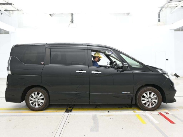 Nissan SERENA 2019 7139016-3