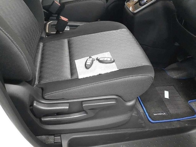 Nissan SERENA 2020 7139017-10