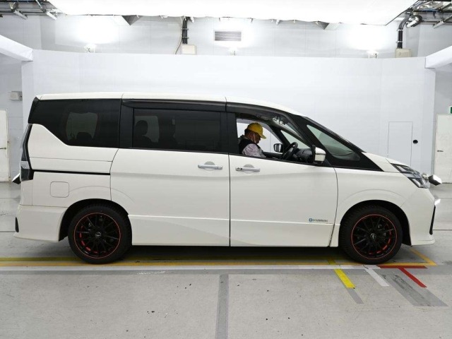 Nissan SERENA 2020 7139017-3