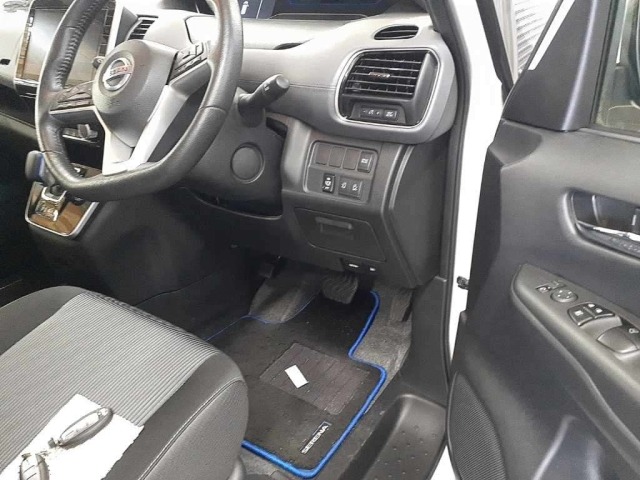 Nissan SERENA 2020 7139017-9