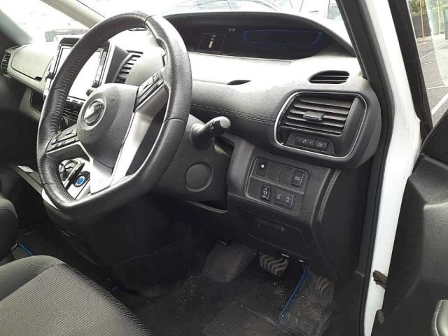 Nissan SERENA 2019 7139020-9
