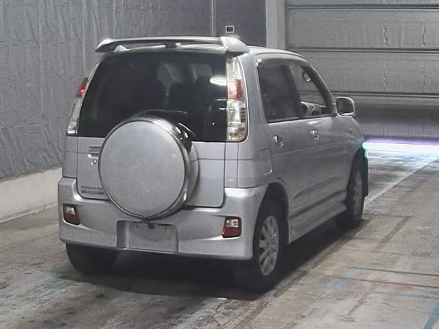 Daihatsu TERIOS KID 2011 7124152-1