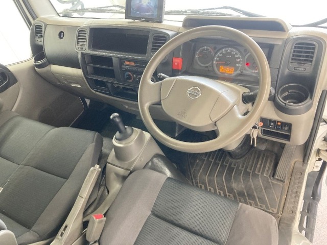 Nissan ATLAS 2012 7147077-3