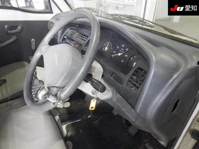 Suzuki CARRY TRUCK 1993 7150020-5