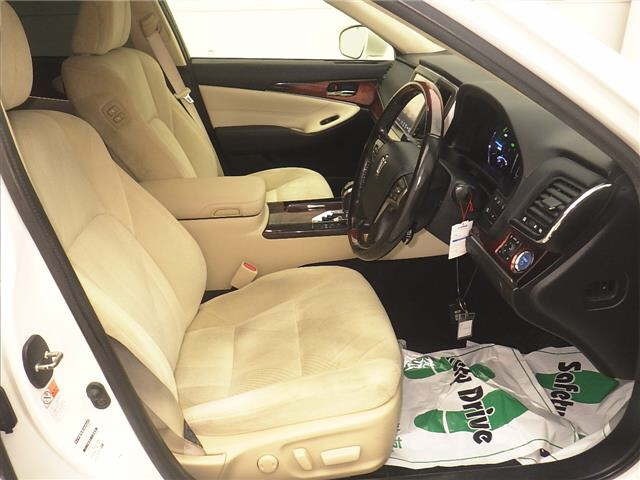 Toyota CROWN MAJESTA 2016 7151773-5