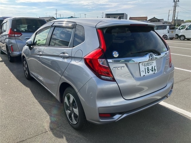 Honda FIT 2018 7146021-1