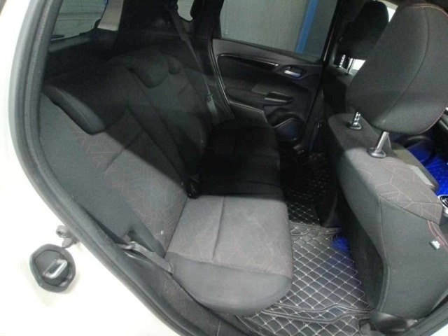 Honda FIT 2013 7146095-12