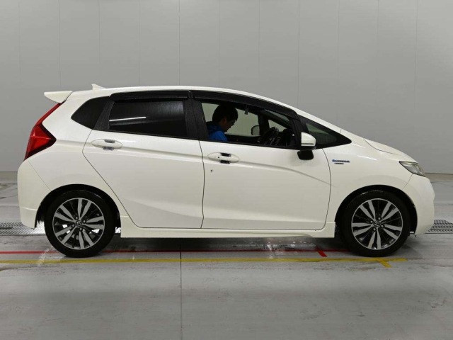 Honda FIT 2013 7146095-3