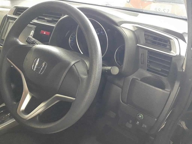 Honda FIT 2015 7146392-9