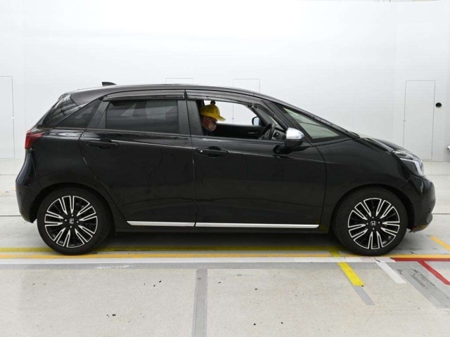 Honda FIT 2023 7146412-3