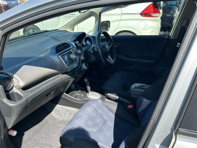 Honda FIT 2011 7147895-8