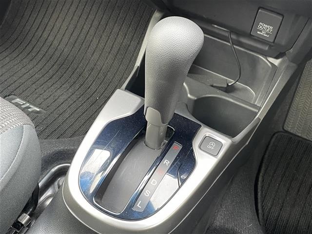 Honda FIT 2015 7147897-6