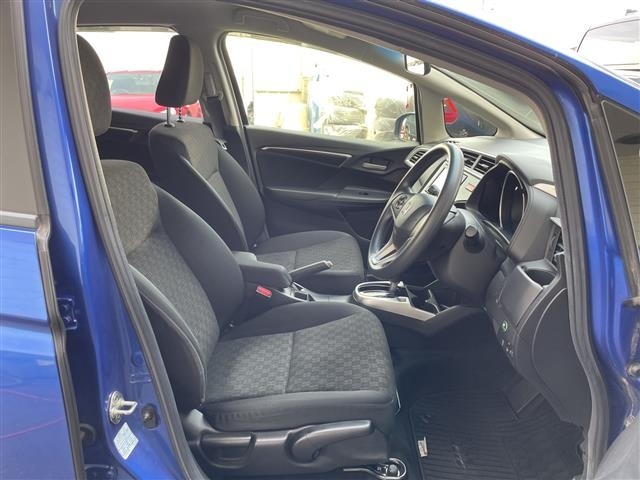 Honda FIT 2017 7148094-9