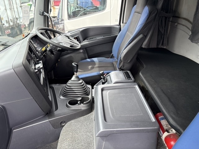 Isuzu GIGA 2016 7150811-5