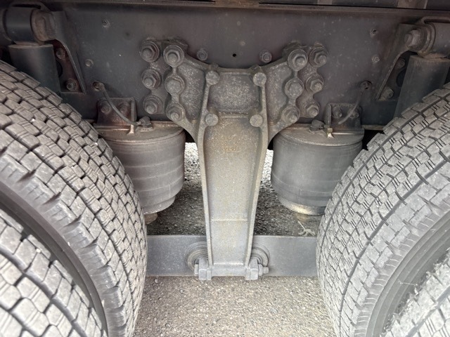 Isuzu GIGA 2016 7150811-9