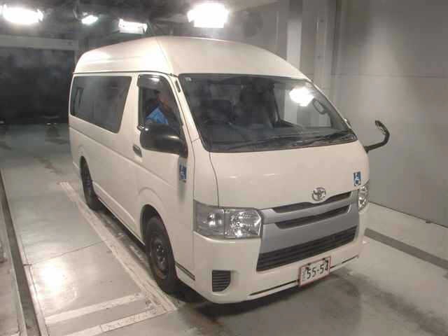 Toyota HIACE VAN 2015 7139378-0