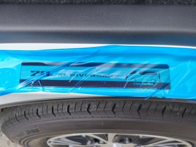 Toyota HIACE VAN 2026 7139411-18