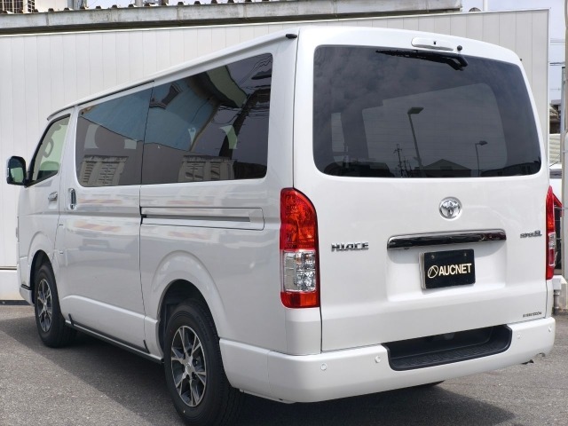 Toyota HIACE VAN 2026 7139411-2
