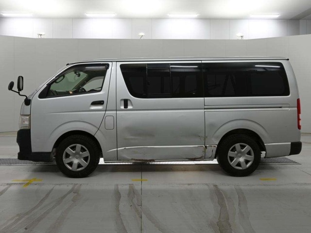 Toyota HIACE VAN 2011 7139593-4