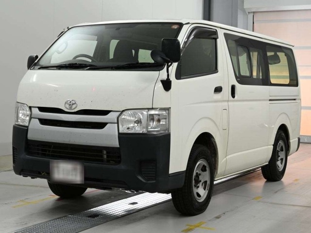 Toyota HIACE VAN 2015 7139606-0