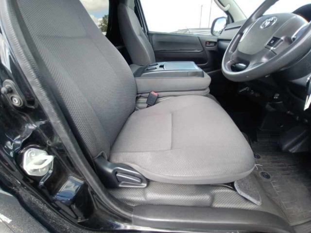 Toyota HIACE VAN 2018 7139614-10