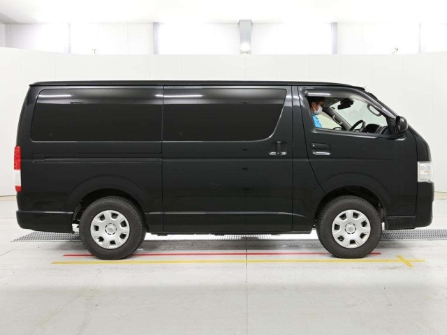 Toyota HIACE VAN 2018 7139614-3