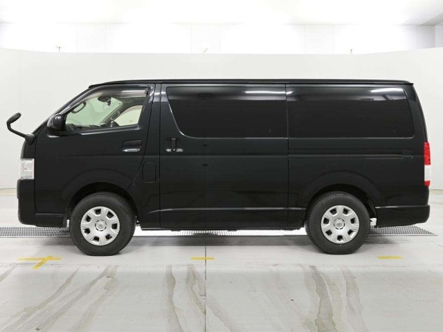 Toyota HIACE VAN 2018 7139614-4