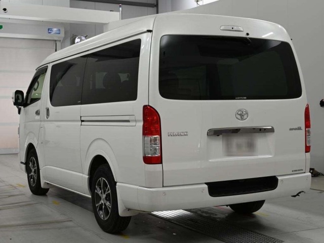 Toyota HIACE VAN 2023 7139615-6