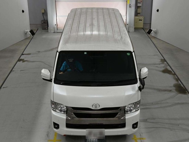 Toyota HIACE VAN 2023 7139615-7