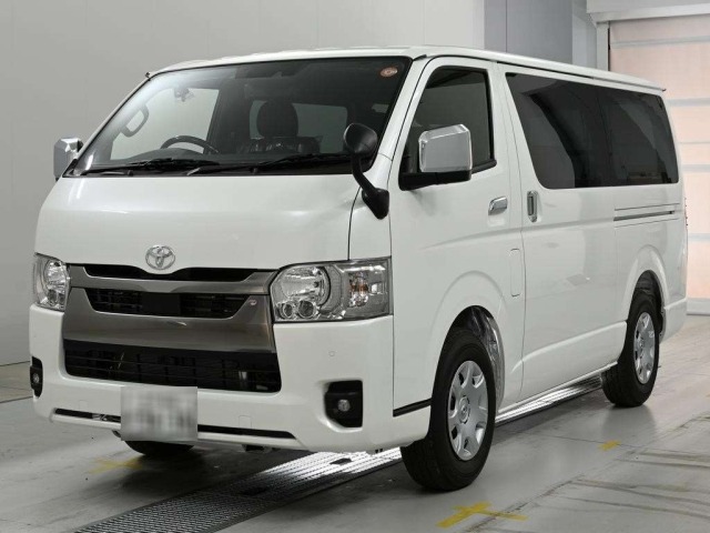 Toyota HIACE VAN 2025 7139620-0