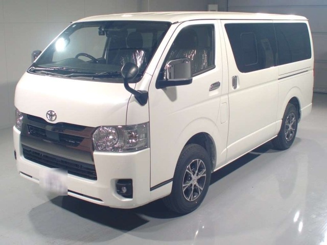 Toyota HIACE VAN 2026 7139675-0