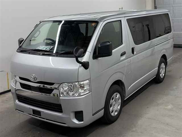 Toyota HIACE VAN 2024 7139690-4