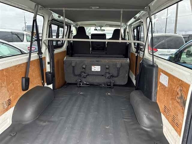 Toyota HIACE VAN 2019 7139700-10