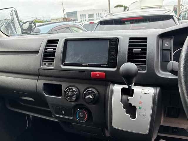 Toyota HIACE VAN 2019 7139700-6