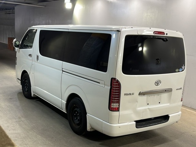 Toyota HIACE VAN 2016 7139835-1