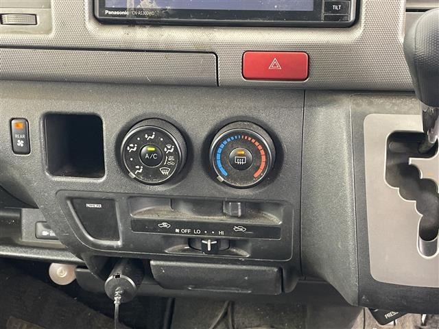 Toyota HIACE VAN 2006 7140458-9