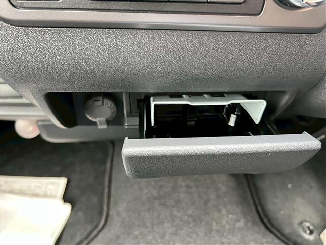 Toyota HIACE VAN 2018 7140555-20
