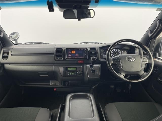Toyota HIACE VAN 2022 7140579-14