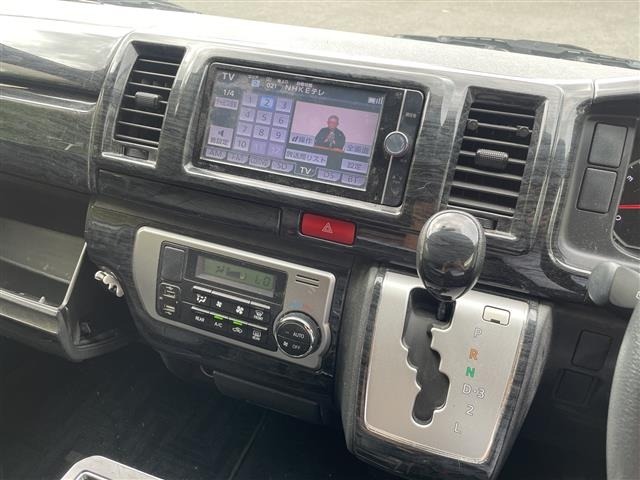 Toyota HIACE VAN 2014 7140603-21